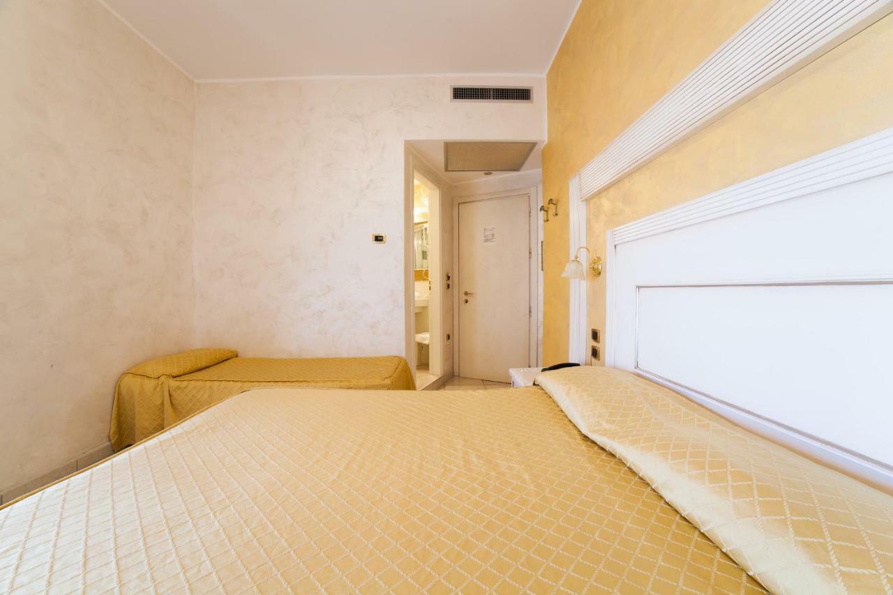 Hotel Diplomat Palace Rimini Eksteriør billede