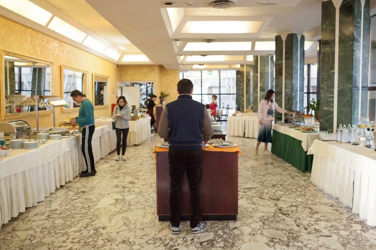 Hotel Diplomat Palace Rimini Eksteriør billede